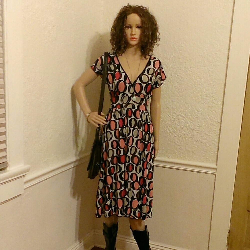 Circle Printed Dress - Picture 3 of 5